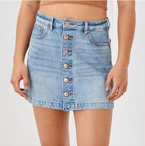 American Eagle button front mini skirt